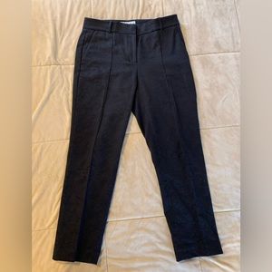 Michael Kors black faint print size 6 crop pants.